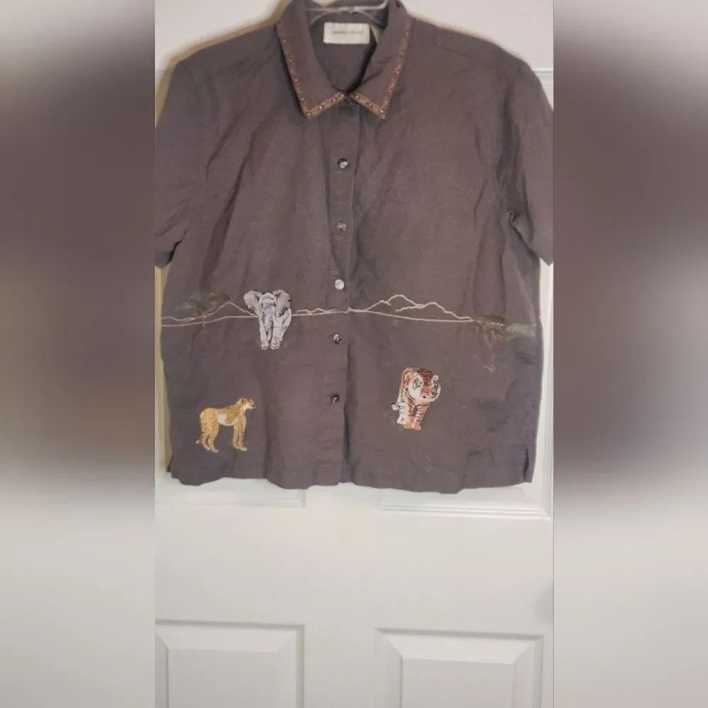 Lemon Grass Safari XL Olive LINEN Blend Embrodery ButtonUp Animals Women Shirt